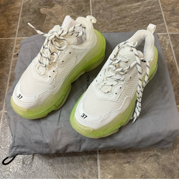 NIB Balenciaga White Triple S Clear Sole Sneakers Size US 7 EU 37 Women - Picture 2 of 11